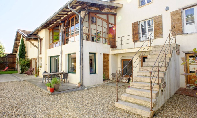 Genay Other | EURO2016 Lyon: artist studio any comfort for 5-6 people Stadium 20mn Lyon
