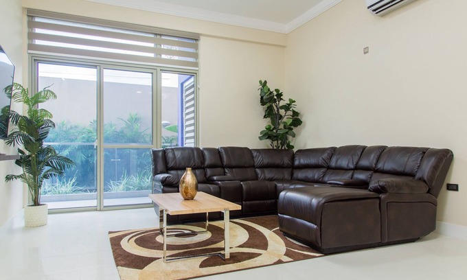 Eastwood Park Apartment | Everald's Affordable Luxury Apartment
