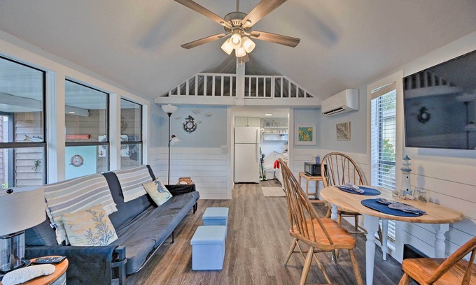 Everglades City Cabin | Everglades City Cabin: Dock & Heated Pool!