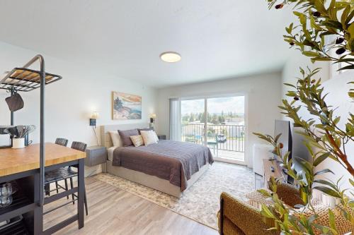 Evergreen Apartment | Evergreen Escape