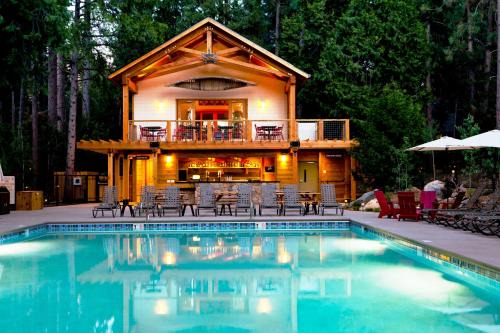 Groveland Cabin | Evergreen Lodge at Yosemite