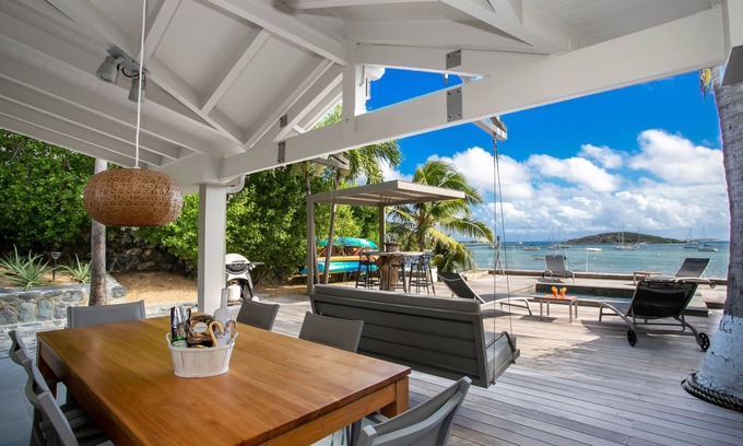 Cul de Sac Villa | every morning turn your dream into reality in front of Pinel Island