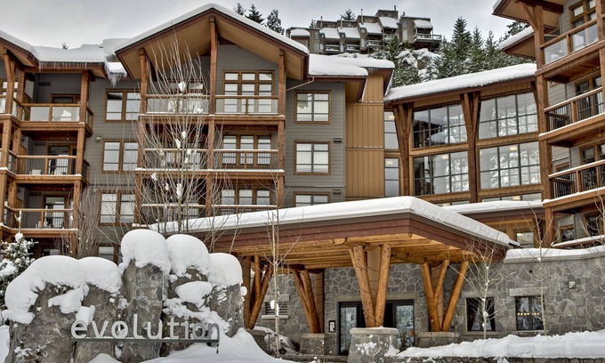Whistler Creekside Apartment | Evolution Whistler