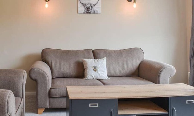 Ashbourne House | Ewe Cottage