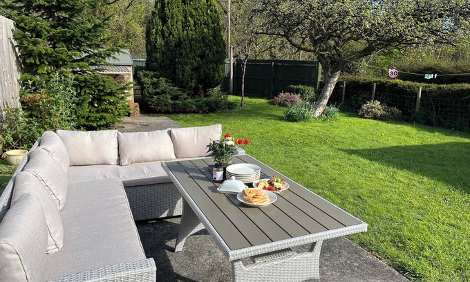 Ewenny Cottage | Ewenny Cottage