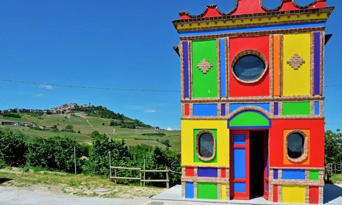La Morra Apartment | "Ex Ostu Impero": wine, truffle, history and friendliness