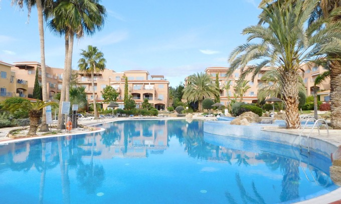 Paphos Apartment | Excellent located apartment in Limnaria Gardens
