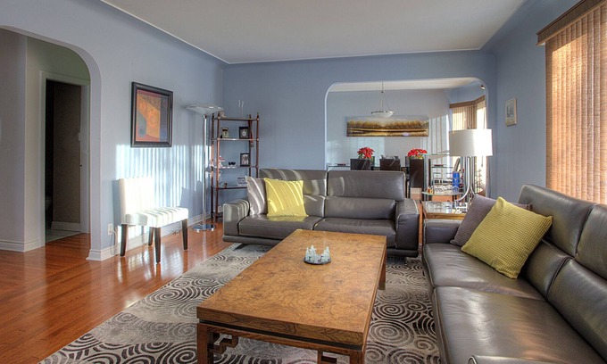 West Edmonton House | EXCELLENT REVIEWS hot tub 4 Qu beds, Central 10 Min downtown