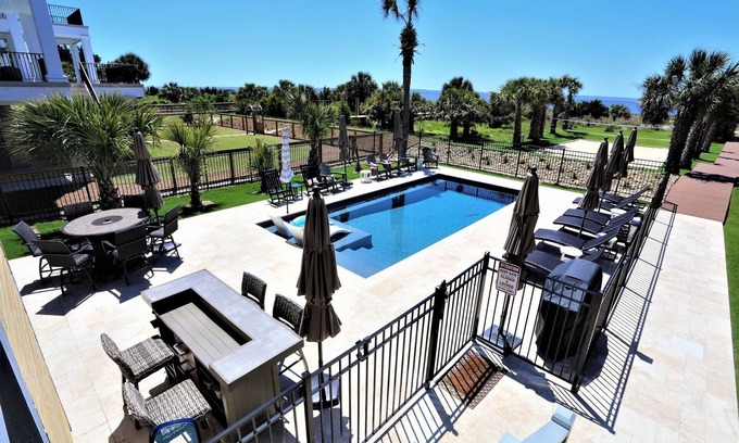 Edisto Island House | Exceptional 6 br/4ba Oceanfront Estate:Elevator,Heated Pool