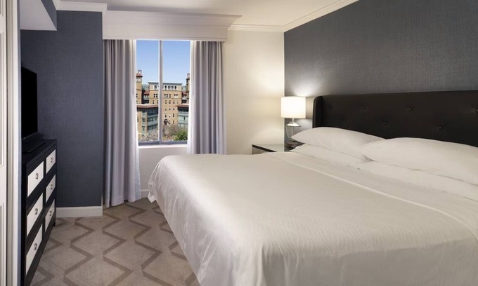 West End House | Exceptional Stays! 2 Comfortable Units, Pet-Friendly!