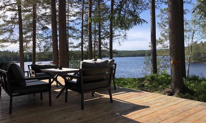 Arvika House | Exclusive and modern vacation home "Stora älg" directly on the lake 365 days a year!