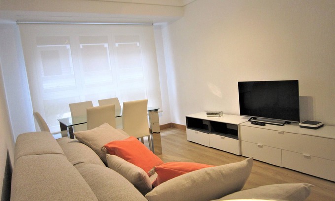 Gros Apartment | EXCLUSIVE APARTMENT SEASIDE BEACH ZURRIOLA