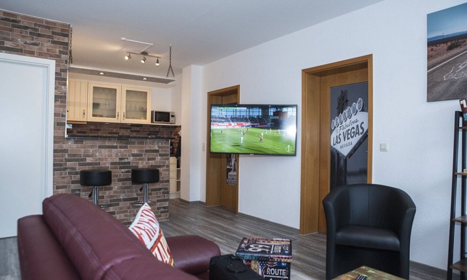 Einbeck House | Exclusive apartment with garden in Einbeck, center!