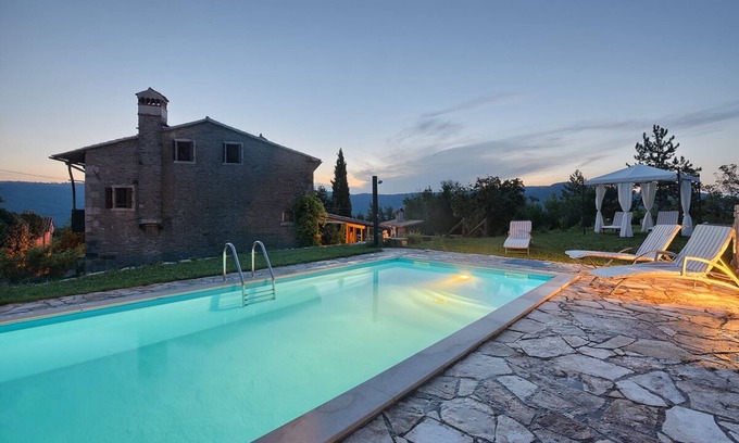 Buzet Villa | Exclusive Escape - Old Stone House ,Private Pool ,Pet Friendly