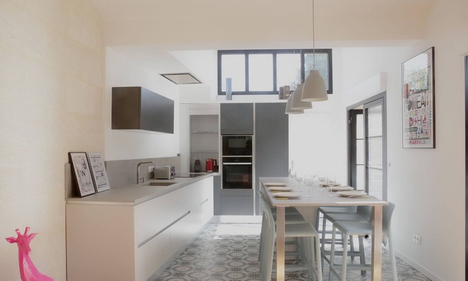 Talence House | Exclusive house of 140 m2 with 3 bedrooms and fantastic private patio