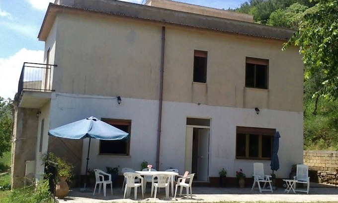 Calatafimi House | Exclusive, large house, large countryside and (tub)swimming pool