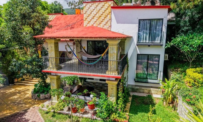 San Felipe del Agua Villa | EXCLUSIVE LUXURY VILLA WITH 8 BEDROOMS AND PRIVATE GARDENS.