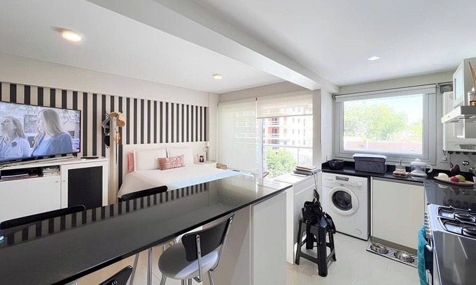 La Perla Apartment | Exclusive studio apartment on Avenida lIbertad street in La Perla Mar del Plata.