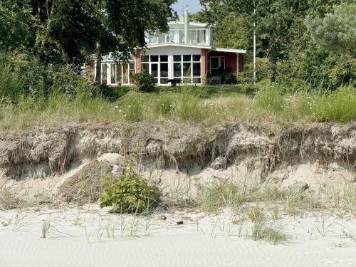 Beddingestrand House | Exclusive villa with a panoramic view of the Baltic Sea in Beddingestrand