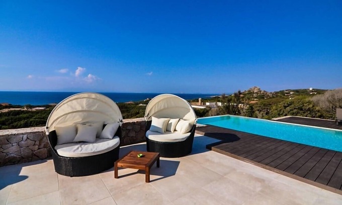Portobello di Gallura House | Exclusive villa with infinity private pool