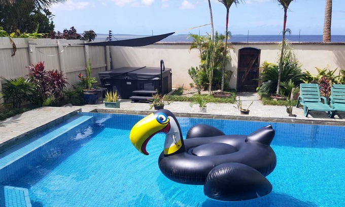 Suva House | EXCUTIVE BEACHFRONT Spa Pool 3x Bedroom Ensuite Residence HOUSE