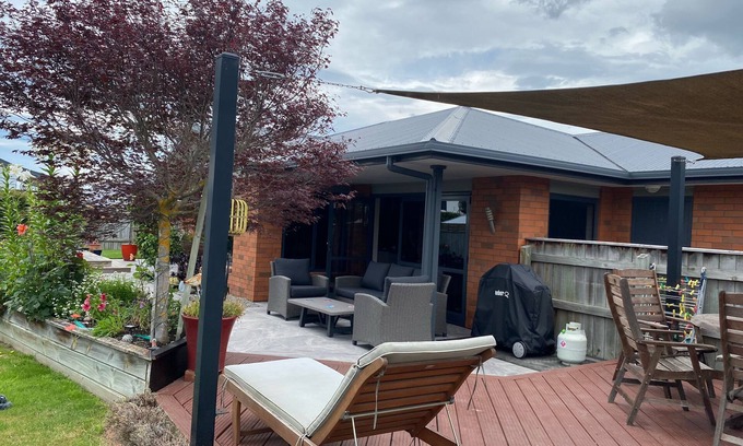 Solway House | Executive 3 bedroom home
