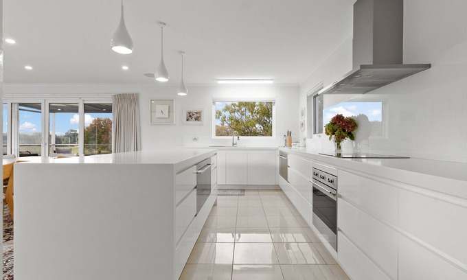 Riverside House | Executive Home, Stunning Location, Launceston