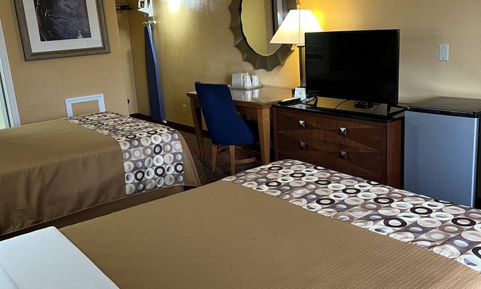 Schenectady Hotel | Executive Inn