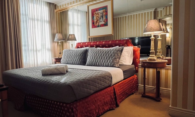 Coal Harbour Apartment | Executive Penthouse Suite, Downtown Vancouver