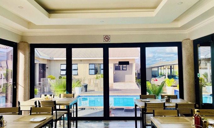 Letlhakane Bed & Breakfast | Executive Suite and Spa