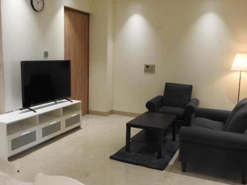 DLF Phase 5 House | Exotica Avenue Apartment