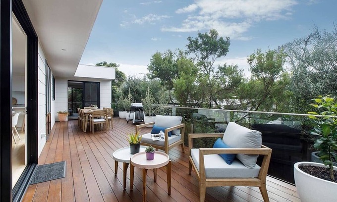 Blairgowrie Villa | Expansive Beachside Luxury at Roman On Reeves