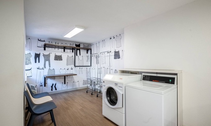 Exchange Place North Hotel | Experience Colgate Clock! Spacious Suite! Near Light Rail!