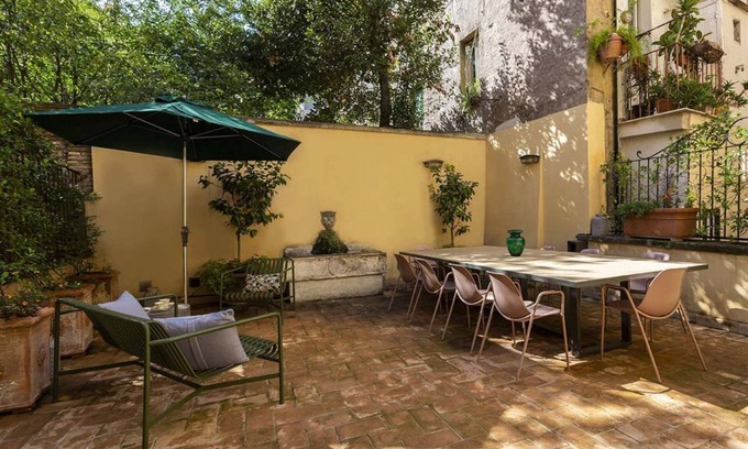 Rome City Centre Apartment | Experience Collection by ROMAC Margana Palace w/terrace & wellness