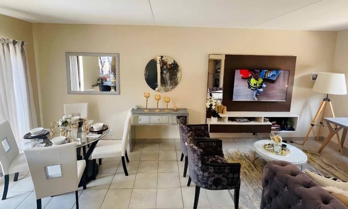 Centurion Villa | "Experience Luxury,centrally located in Centurion. Pet-Friendly"nnnn