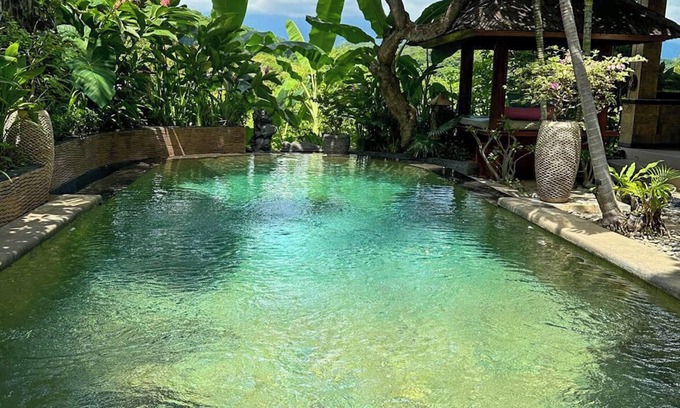 Umeanyar Villa | Experience the pure village life in the hills of North Bali