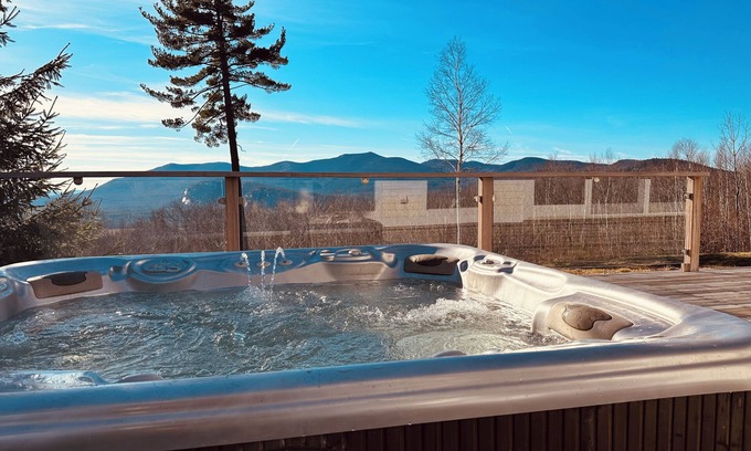 Intervale House | Experience tranquility in the White Mountains, incredible views await.