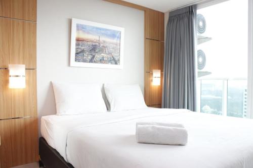 Pasirkaliki Apartment | Exquisite 2BR Apartment at Taman Sari La Grande near BIP By Travelio