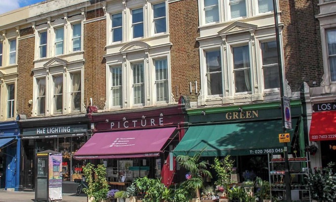 Addison Apartment | Exquisite Four-Bedroom Home in the Heart of Brook Green