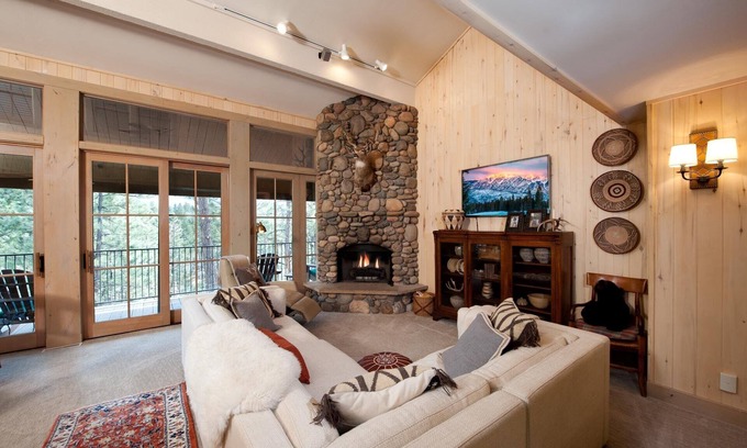 Purgatory House | Exquisite Links and Mountain Retreat (#846) -Golf, Near Ski, AC/Pool/HotTub