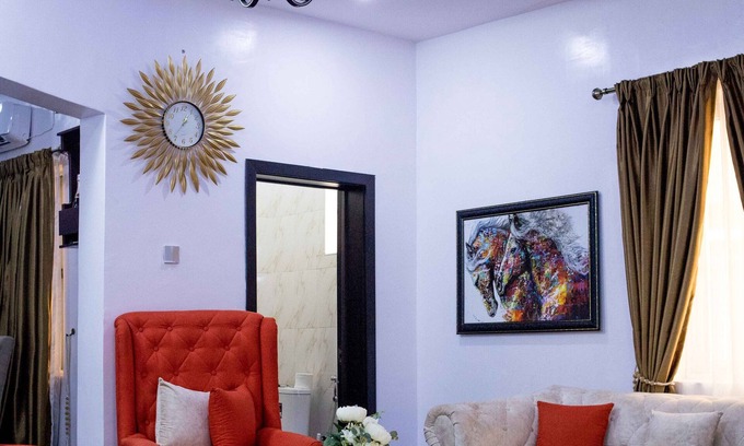 Ibadan House | Exquisite Secured 3 Bedroom Duplex