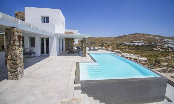 Elia Villa | ExquisiteVilla/Magnificent view/Luxury design/Infinity pool/Security Guard Live