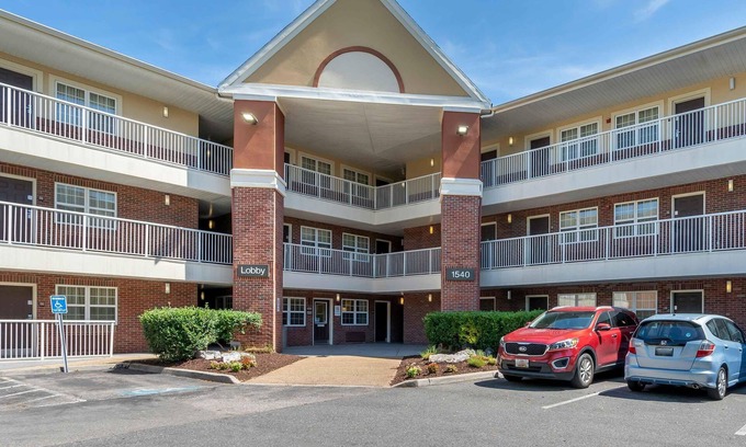 Greenbrier East Hotel | Extended Stay America Suites Chesapeake Crossways Blvd
