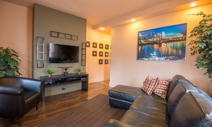 Norwood Apartment | Extended Stay Corporate Furnished Apartment - OCD clean - Budget friendly