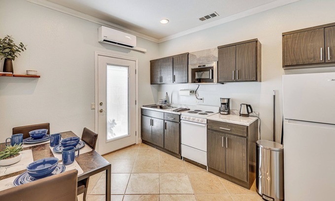 Lake Elsinore Apartment | Extended-Stay Suite Near I-15 in Lake Elsinore!