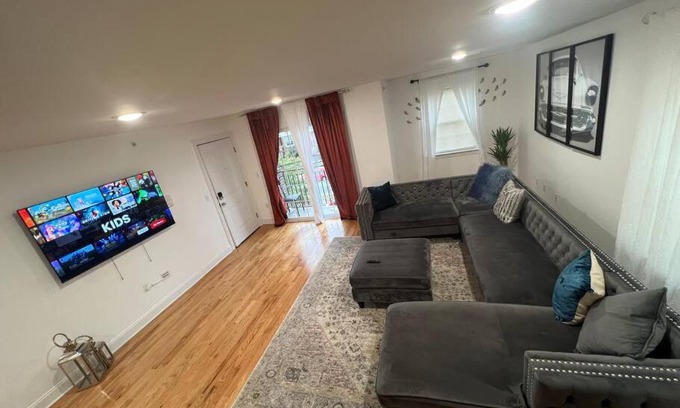 Newark House | Exuberant 3king 6 mins EWR/NYC