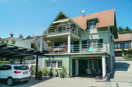 Balatonalmadi Apartment | Fügefa Apartman