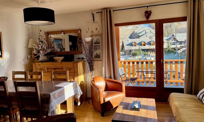 Le Devoluy Apartment | F4 Très Lumineux Centre Village Face à la Place des Commerces