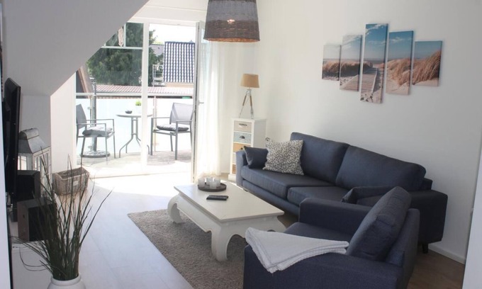 Born auf dem Darss Apartment | F86 - balcony, close to the Bodden, Baltic Sea 6 km away, WLAN, bicycle shed