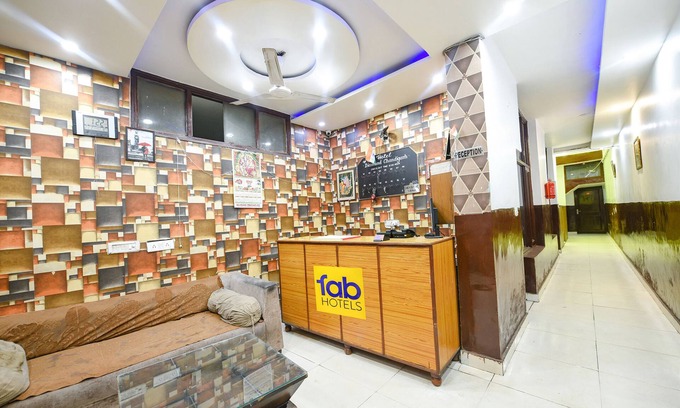 Sector 45 Hotel | Fabexpress Diamond Sector 45